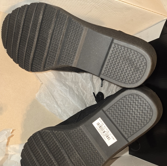 Wedge Bootie - Black Sz 6.5WW - Picture 4 of 7